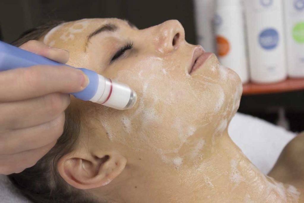 foam facial treatment